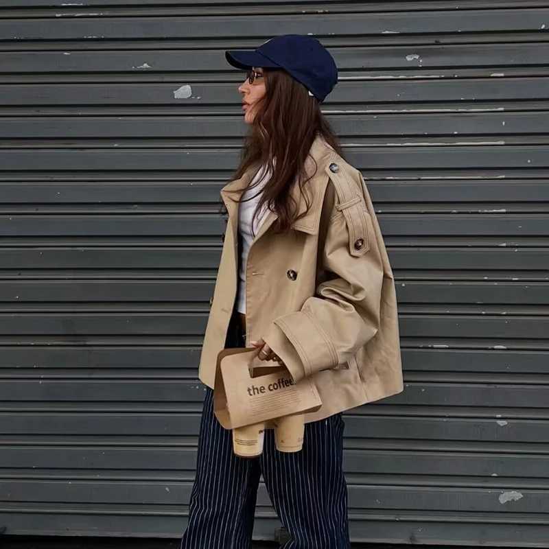 Womens Short Trench Coat Autumn Fashion Double Breasted Long Sleeve Trench Vintage Female Outerwear Chic TopsT251216