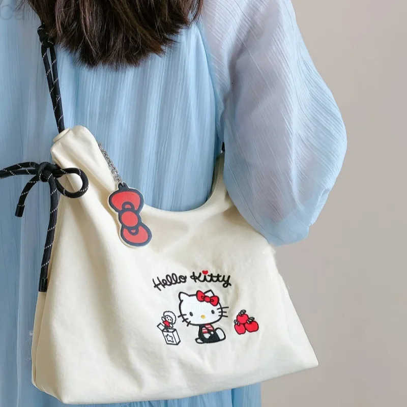 Sanrio Hello Kitty Vintage Black Handbag Y2K Style for Women Hot Girl Handbag Tote Bag Makeup Storage Bag Trend Tote Gift H251216