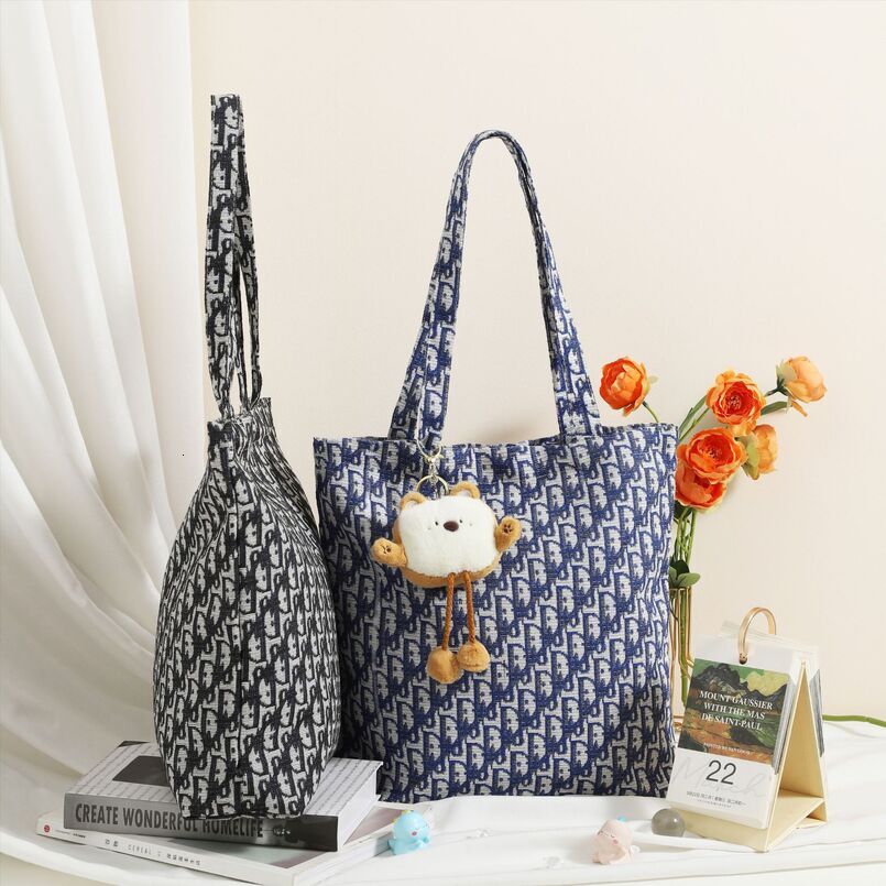 Trendy Lazy Light Luxury Style Letter Floral Cotton Linen Versatile Shoulder Large Capacity Daily Commute Canvas Bag