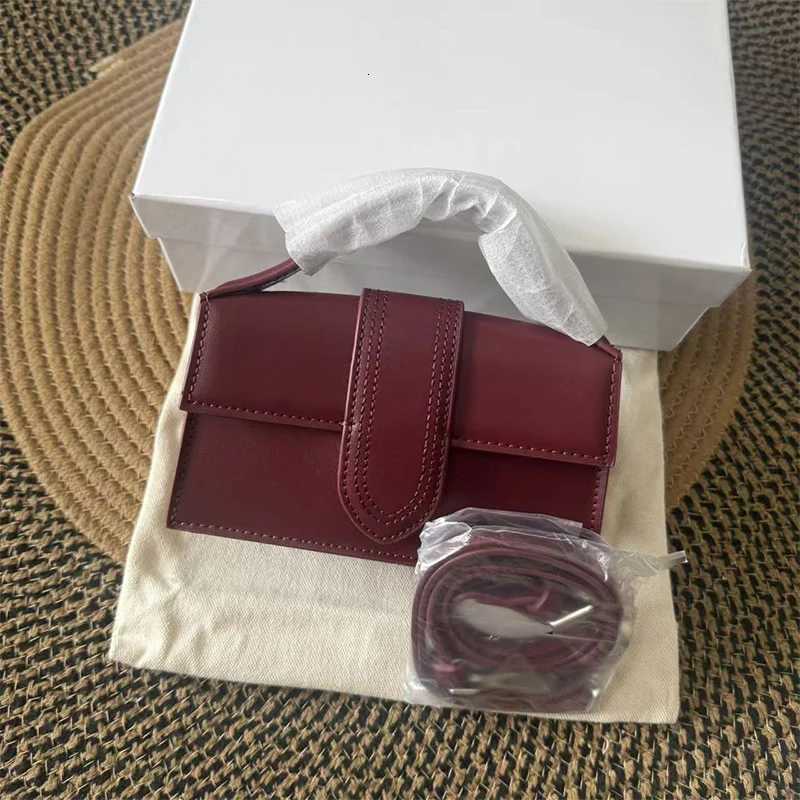 JA French womens niche single-shoulder crossbody bag flip cover texture hand-held crossbody small square bag M251216