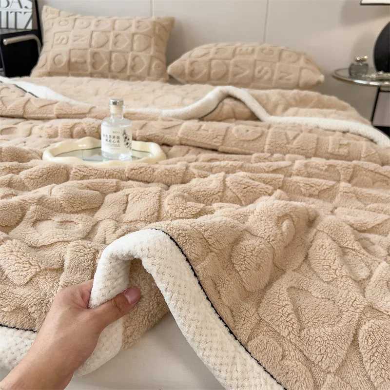 Warm Winter Blanket A Grade Heart Plush Taffeta Fleece Soft Thick Bed Blankets for Sofa Single Double Couple Furry Bedspread H251216 - view 6
