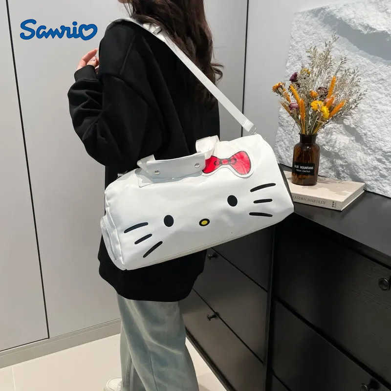 Sanrio Portable Hellokittys Travel Bag Cartoon Luggage Bag Large Capacity One Shoulder Crossbody Bag Outdoor Bags for Woman H251216