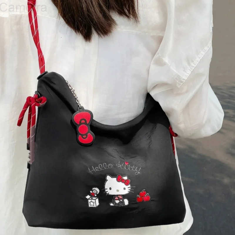 Sanrio Hello Kitty Vintage Black Handbag Y2K Style for Women Hot Girl Handbag Tote Bag Makeup Storage Bag Trend Tote Gift H251216