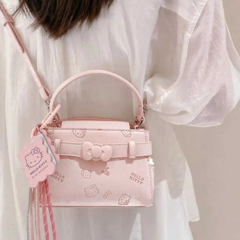 Sanrio 2025 New Kawaii Hello Kitty Handbag Japanese Cartoon Girl Heart Cross Shoulder Bag High Beauty Girl Birthday Gift H251216
