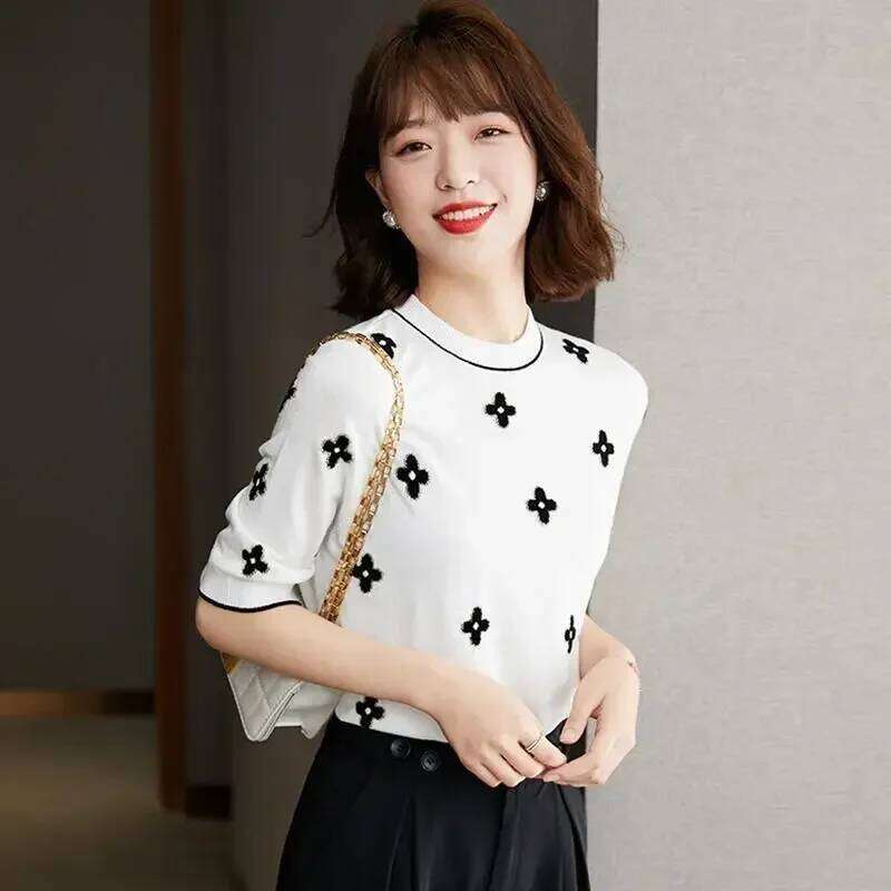 designer Casual Thin Knitted T-Shirt Summer Short Sleeve Tops Elegant Woman Fashion 2026 Clothes Embroidery Flower Fashion Tee Shirt Femme New