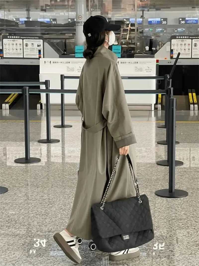 Korean Lazy Style Windbreaker Coat for Women 2024 Autumn New Style Loose Small High-end Casual Long Style Solid Color CommutingT251216