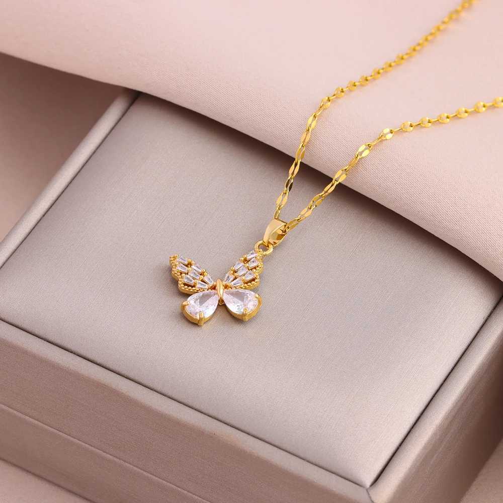 New In Sparkly Zircon Crystal Butterfly Pendant Necklaces For Women Fashion Light Luxury Gold Color Stainless Steel Neck Chain M251216
