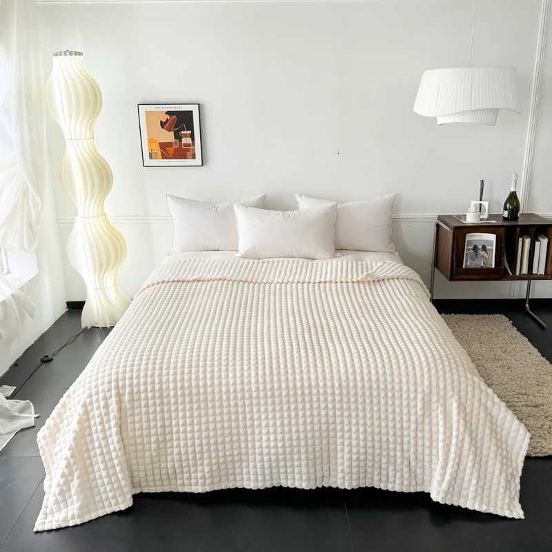 All-Season Plaid Flannel Blanket Soft Lightweight Faux Rabbit Fur Throw Blankets for Sofa Bed Single Double Warm Plush Bedspread H251216 - view 6