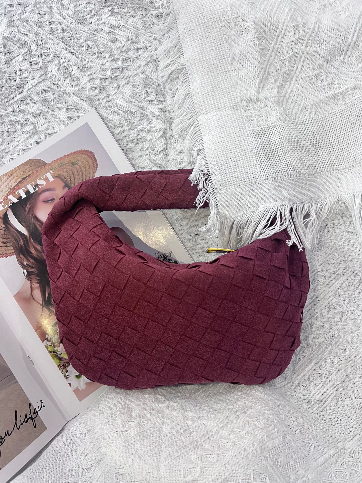 Free Shipping Autumn/Winter New Arrival Matte Leather Woven Fashion Handbag Elegant Versatile Women's Cloud Bag Dumpling Bag