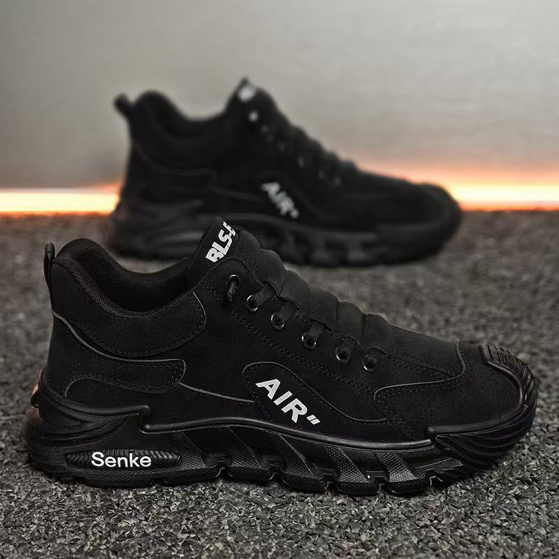 New design Men's Shoes Spring New Men's breathable casual shoes Trendy, versatile and simple sports shoes One foot solid color casual shoes 