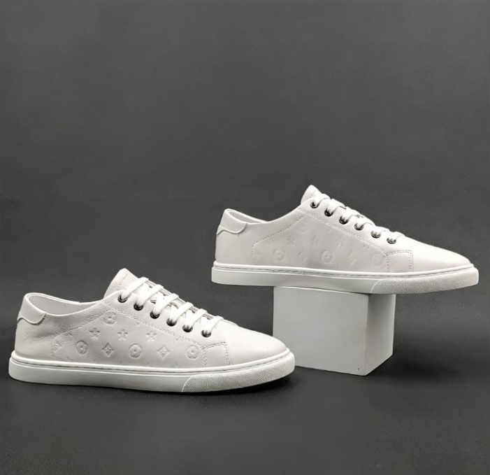 High Quality Fashion Embossed Men Shoes 2026s New Design Business Casual Shoes Size 37-44 White Free Shipping Street Style Hot Sale