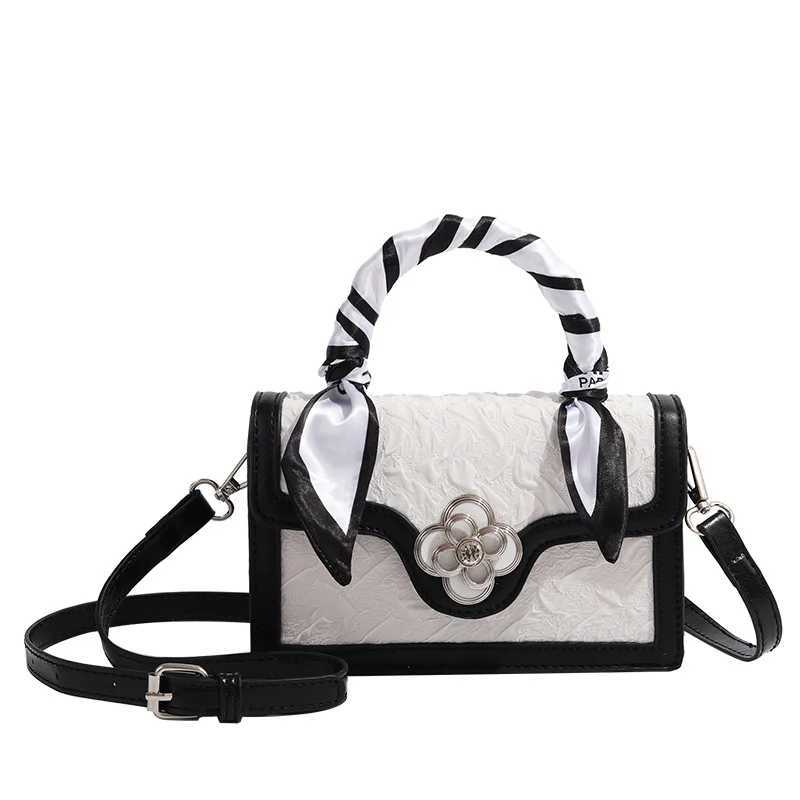 A new design handbag for women a fAshionable single-shoulder crossbody bag M251216