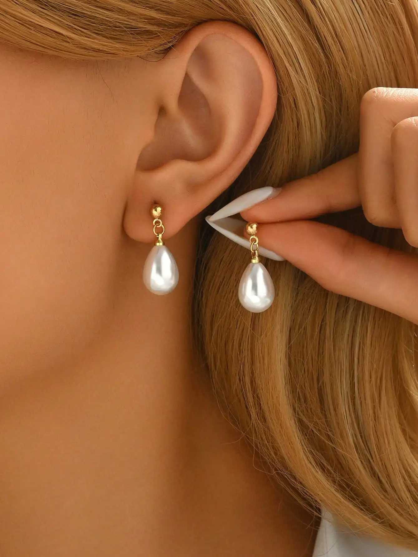 Womens Small Pearl Earrings Dangling PearlDrop Earrings for Bridesmaids Jewelry PearlEar Rings WeddingEarrings G251216