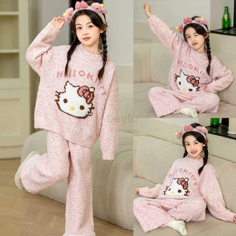 Sanrio 2Pcs Hello Kitty Kids Plush Pajamas Set Anime Kawaii Cartoon Print Comfortable Girl Cartoon Flannel Casual Home Clothes H251216