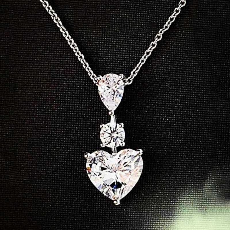 Huitan Luxury Bridal Wedding Necklace with Heart Cubic Zirconia Exquisite Women Neck Accessories Party Daily Wear Trendy Jewelry M251216