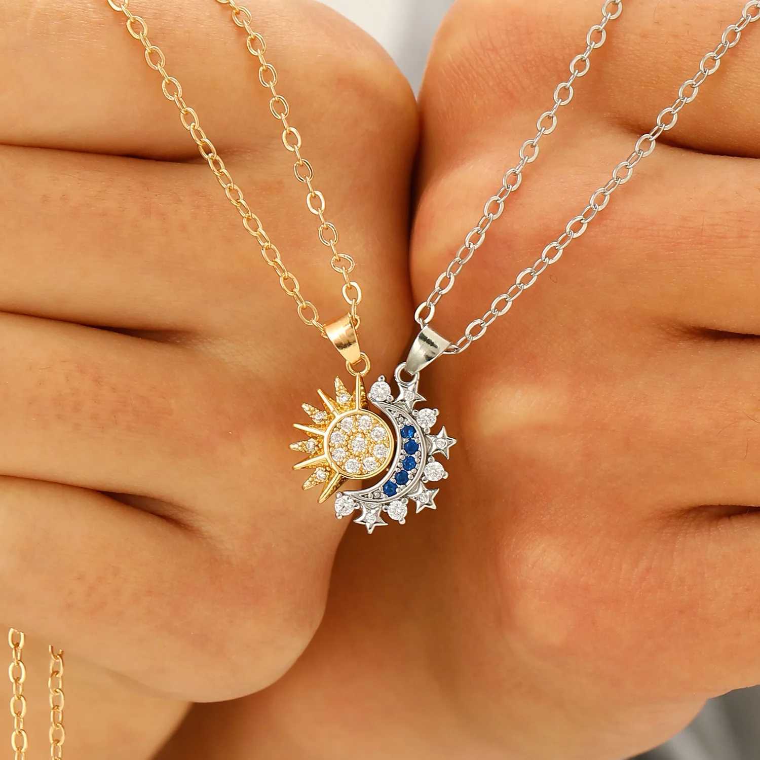 Personalized Retro Detachable Magnetic Design Stacked Wear Womens Diamond Sun Moon Necklace Set Couple Gift M251216