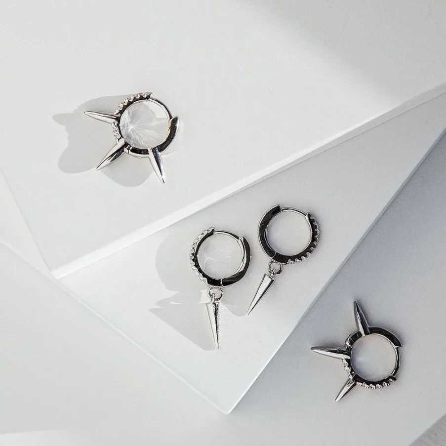 Silver Gold Color Hoop Earring Trendy Punk Hip Hop Rivet Ear Rings for Women Gothic Party Jewelry Pendientes Orecchini 2025 G251216