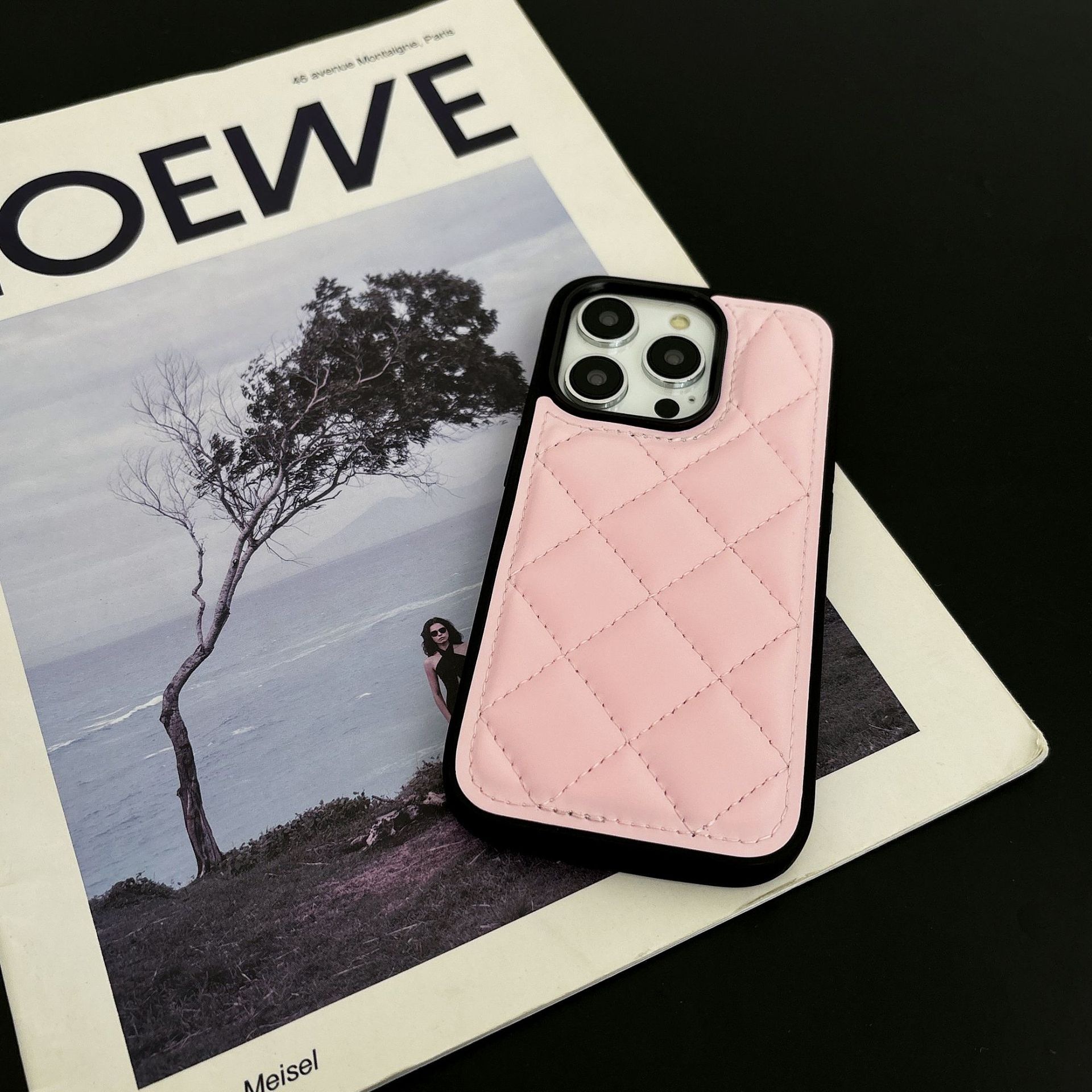 Compatible with iPhone 17 Pro Max Quilted Chanel Style Down Jacket Phone Case Apple 15 3D Solid Color 14 Cross-Border