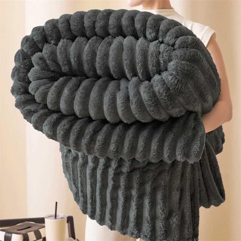 2025 new solid color winter milk fleece blanket coral fleece air conditioner blanket nap sofa blanket no pillowcase H251216 - view 5
