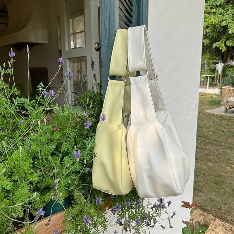 New PU Soft Leather Womens Large Capacity Crossbody Bag Small Commuter College Student Class Shoulder Totes Bag M251216