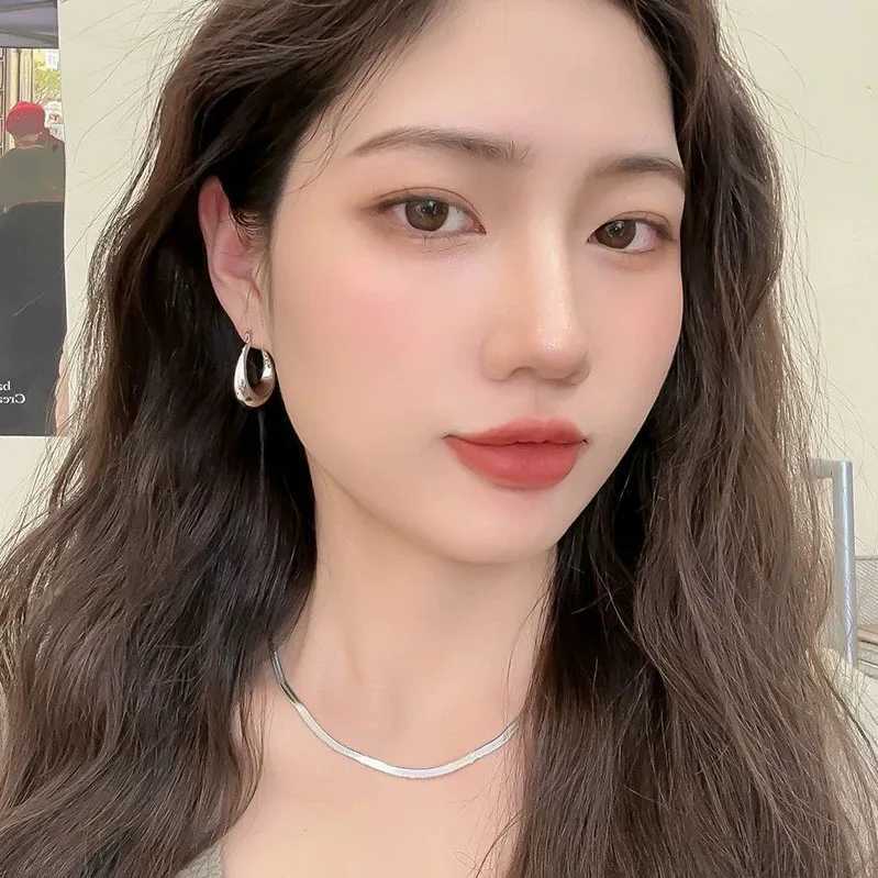 BF CLUB 925 Sterling Silver Earrings For Women Trendy Simple Oval Hollow Earring Jewelry Prevent Allergy Party Accessories G251216