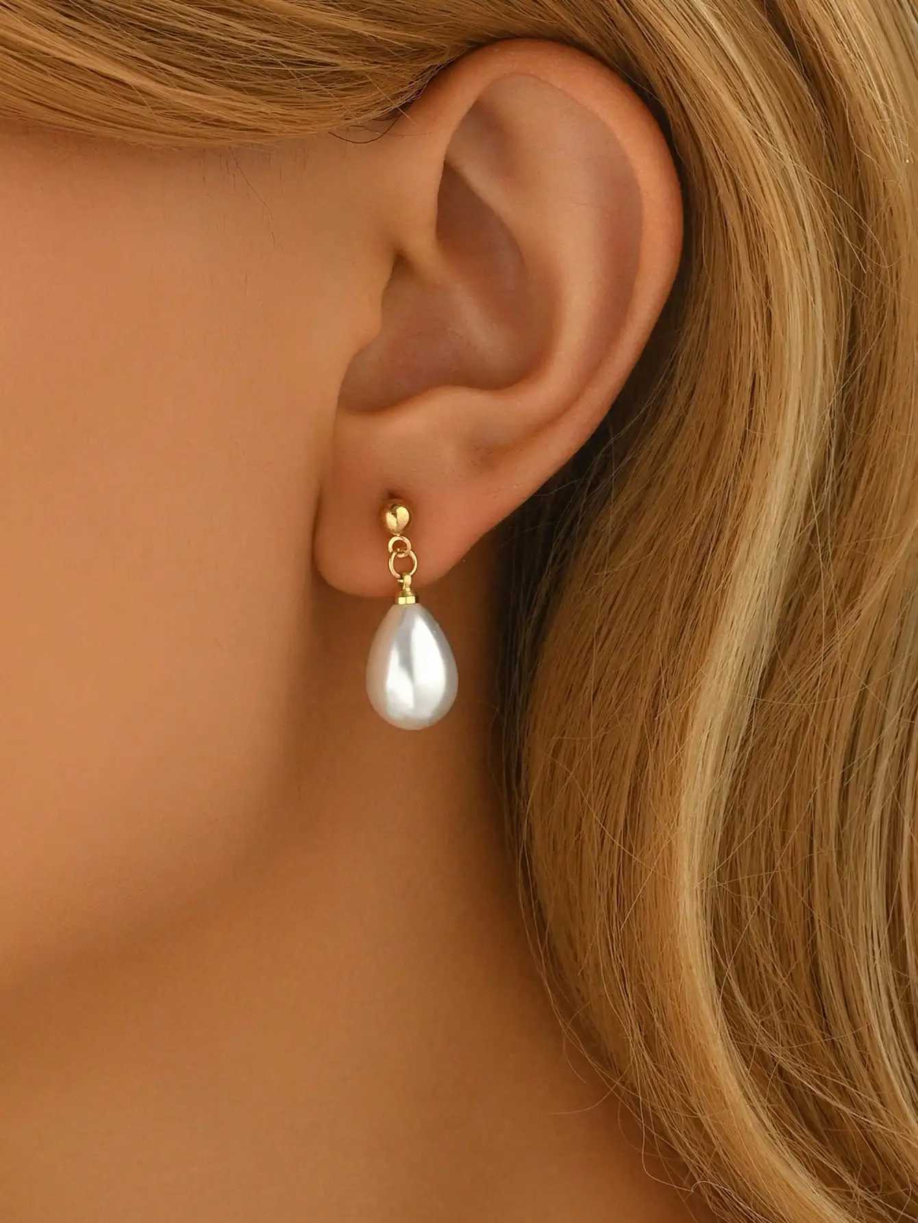 Womens Small Pearl Earrings Dangling PearlDrop Earrings for Bridesmaids Jewelry PearlEar Rings WeddingEarrings G251216