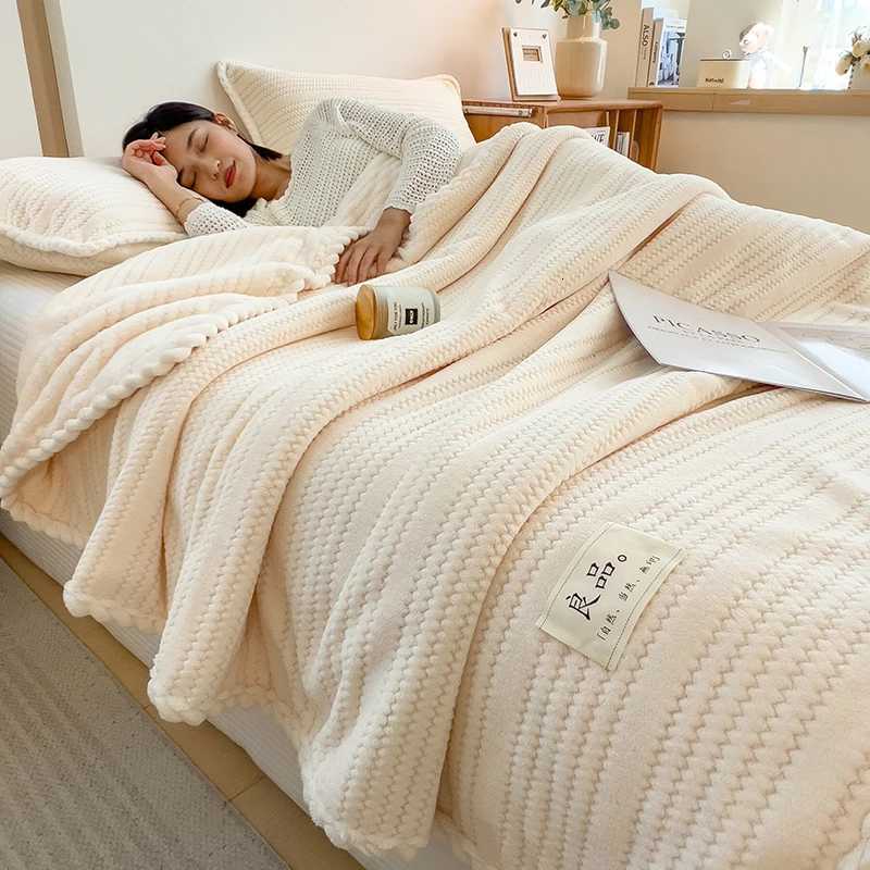 Category A Thickened Jacquard Velvet Autumn Warm Winter Blanket Soft Delicate Warmth Sofa Blankets for Thorw Comfortable Duvet H251216 - view 3