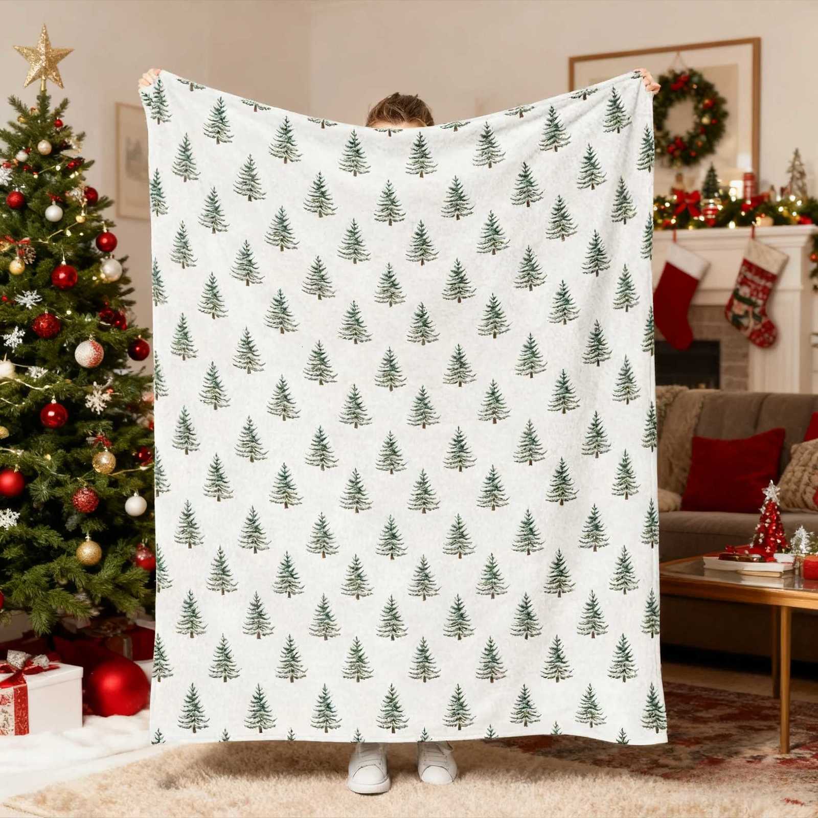 2026 Christmas Flannel Sofa Blanket Soft Warm Bed Blanket Multiple Sizes Machine Washable for Nap Travel Camping Home Decor H251216 - view 7