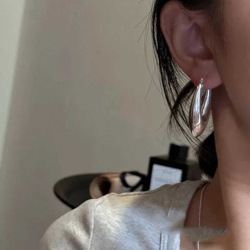 BF CLUB 925 Sterling Silver Earrings For Women Trendy Simple Oval Earring Jewelry Prevent Allergy Party Accessories G251216