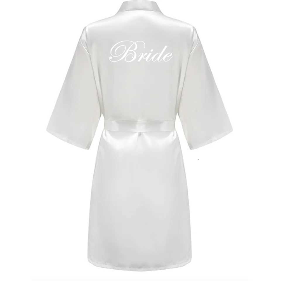 New Bathrobe Bride Satin-Silk Robe Women Bridal Party Sister Team Mother Shower Gift Bridesmaid Wedding Short Robes YE7883 C251216