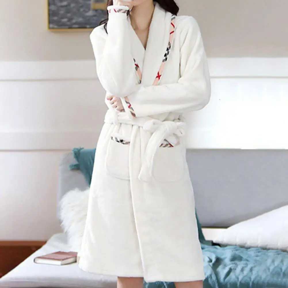 Soft Comfortable Nightgown Women Coral Velvet Bathrobe Luxurious Plush Womens Bathrobe Set for Home Spa Daily Wear for Private C251216