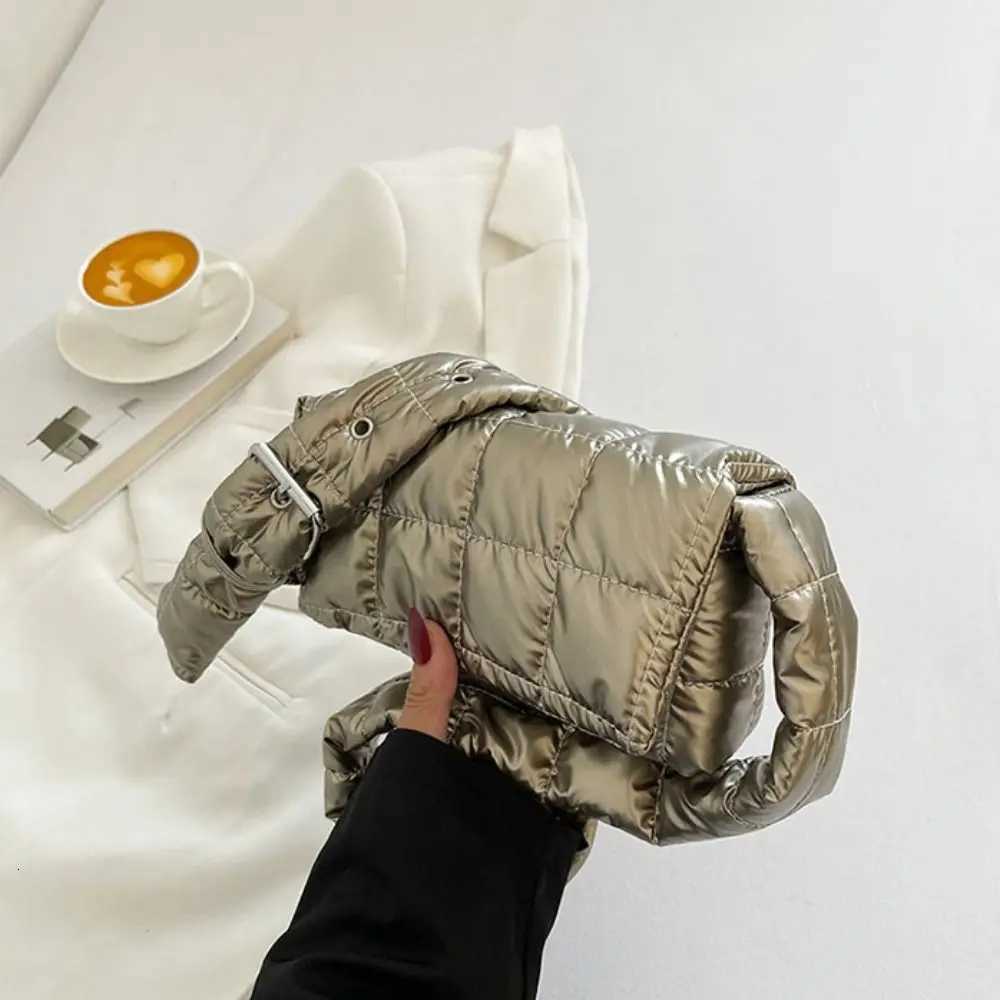 Winter Korean Style Space Cotton Bag Waterproof Puffy Down Womens Shoulder Bag Lightweight Quilted Small Square Bag Ladies M251216
