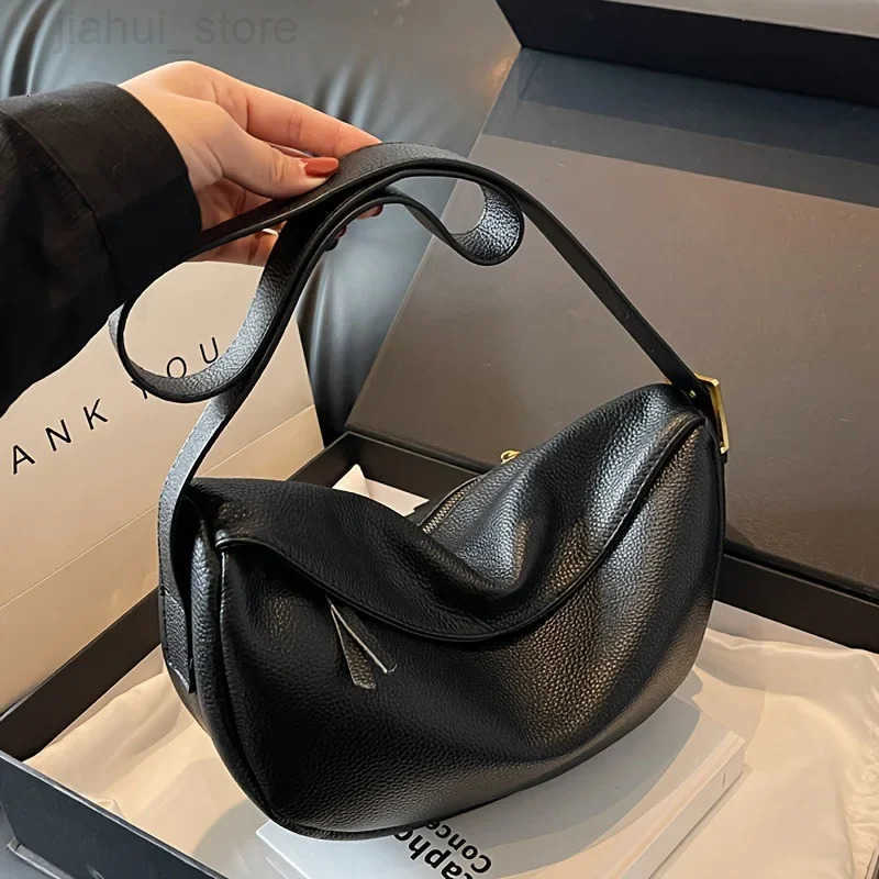 Fashionable Retro New Leather Bag Womens Dumpling Bag Shoulder Bags Crossbody Bags Trendy and Versatile Soft Leather Bag H251216