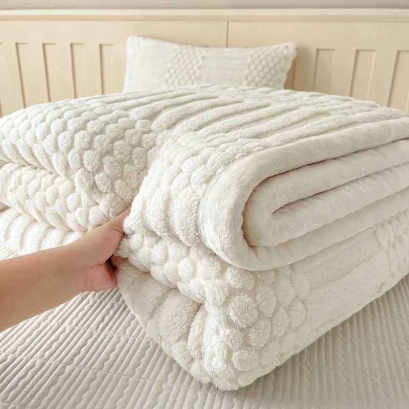 1pc Warm Flannel Fleece Blanket Cozy Jacquard Mulit purpose Throw Blankets Bedspread Office Nap Blanket 180200cm Drop Shiping H251216 - view 3
