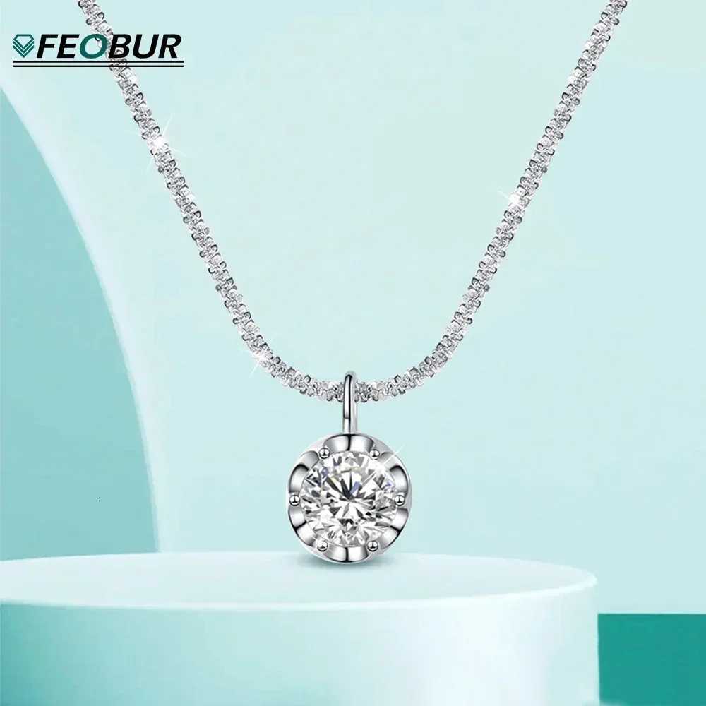 FEOBUR 1/2CT Sparkling Moissanite Diamond Necklace for Women Real S925 Silver Chains Pendant Female Wedding Trend Jewelry Gift M251216