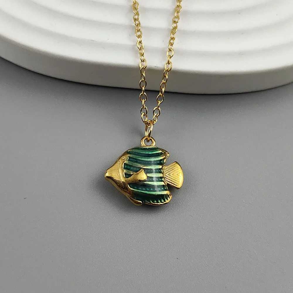 Stainless Steel 3D Vintage Enamel Oil Drop Pendant Necklace Small Fish Pendant Necklace M251216