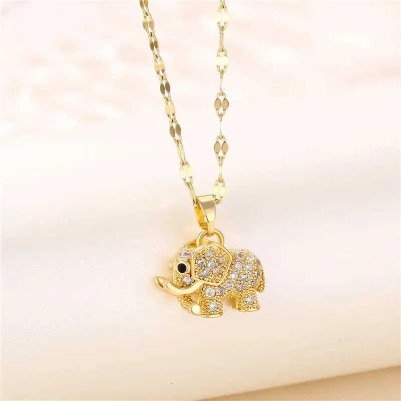 Retro Exquisite Elephant Stainless Steel Necklace Suitable For Summer Travel And Fashionable Jewelry M251216