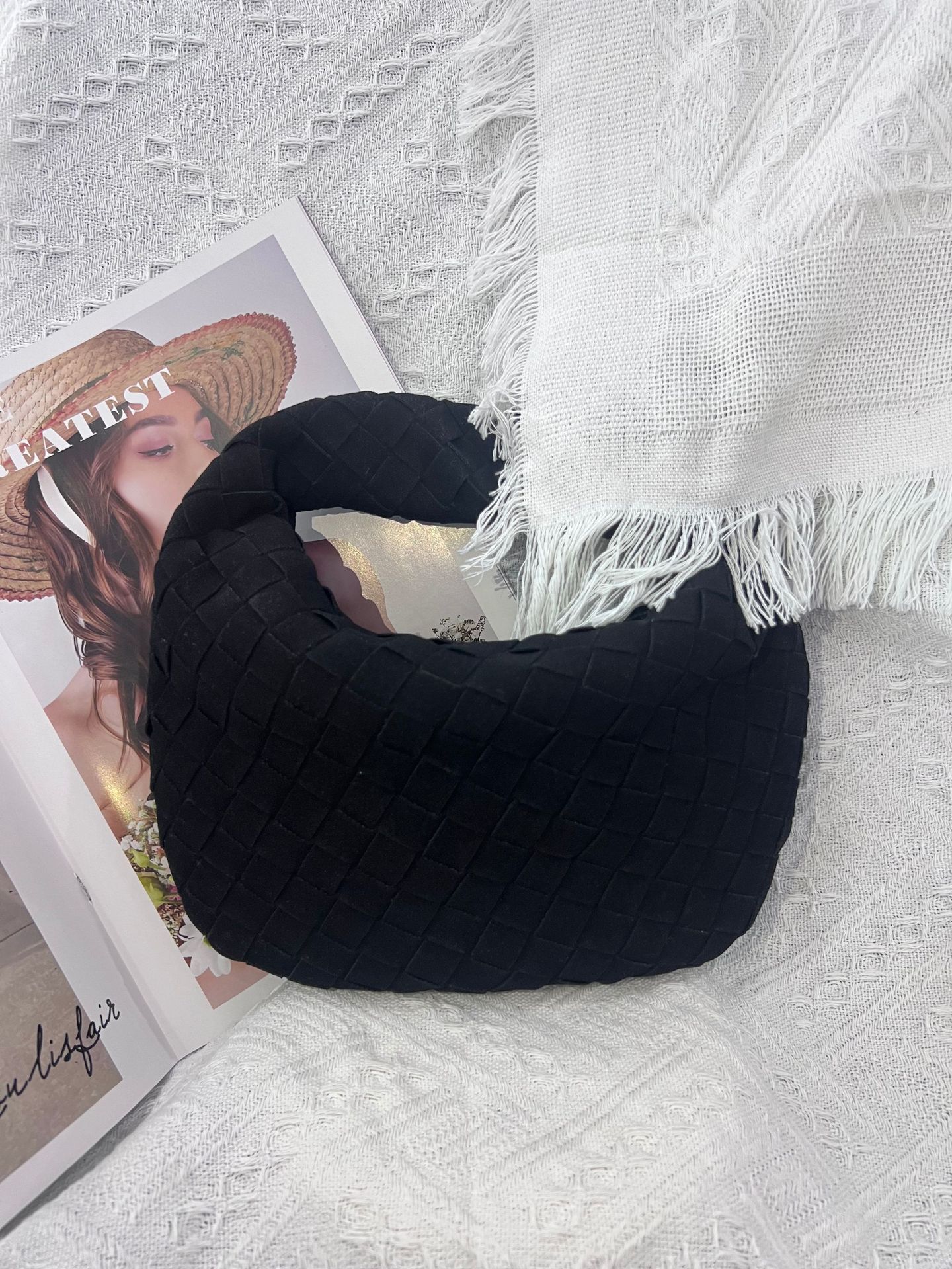 Free Shipping Autumn/Winter New Arrival Matte Leather Woven Fashion Handbag Elegant Versatile Women's Cloud Bag Dumpling Bag