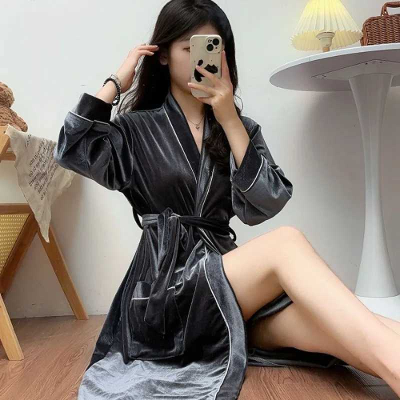 Womens Nightgowns for Sleeping Sexy Womans Robes Sleepwear Bath Robe Bridesmaid Bathrobe Peignoir Femmes Bridal Nightgown C251216
