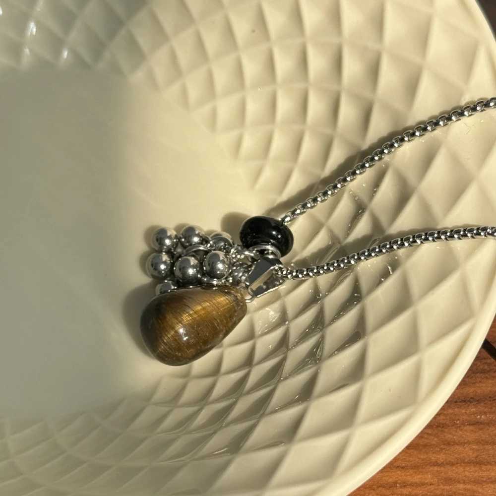 Natural Spotted Tiger Eye Stone Necklace for Women Vintage Water Droplet Grape Pendant Long Chain Necklaces Female Accessories M251216