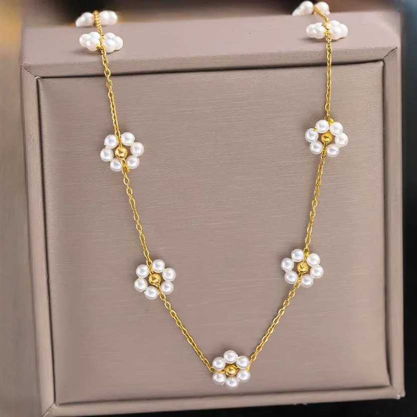 Flower Necklace Imitation Pearl 18k Gold Plated Stainless Steel Necklace Tarnish Free Necklace for Women M251216