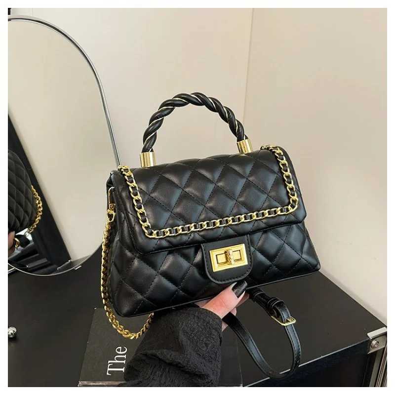 Best Superstar Show Handbag Women Stylish Crossbody Bag With Letter Design Vintage Fashion Statement M251216