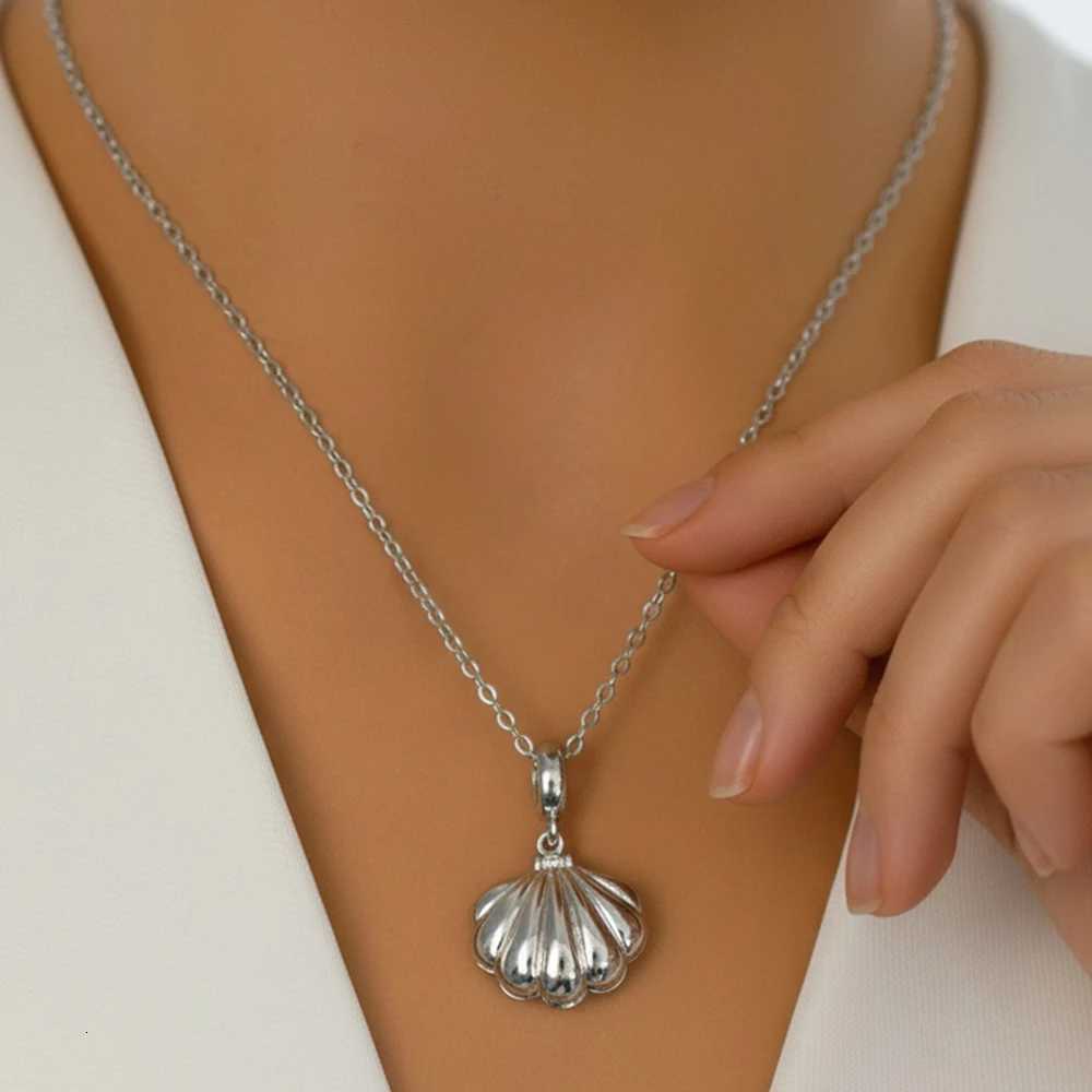 Shell Locket Pendant Necklaces Trendy Shell Photo Frame Pendant Necklace Photo Locket Shell Pendant Shell Necklaces for Women M251216