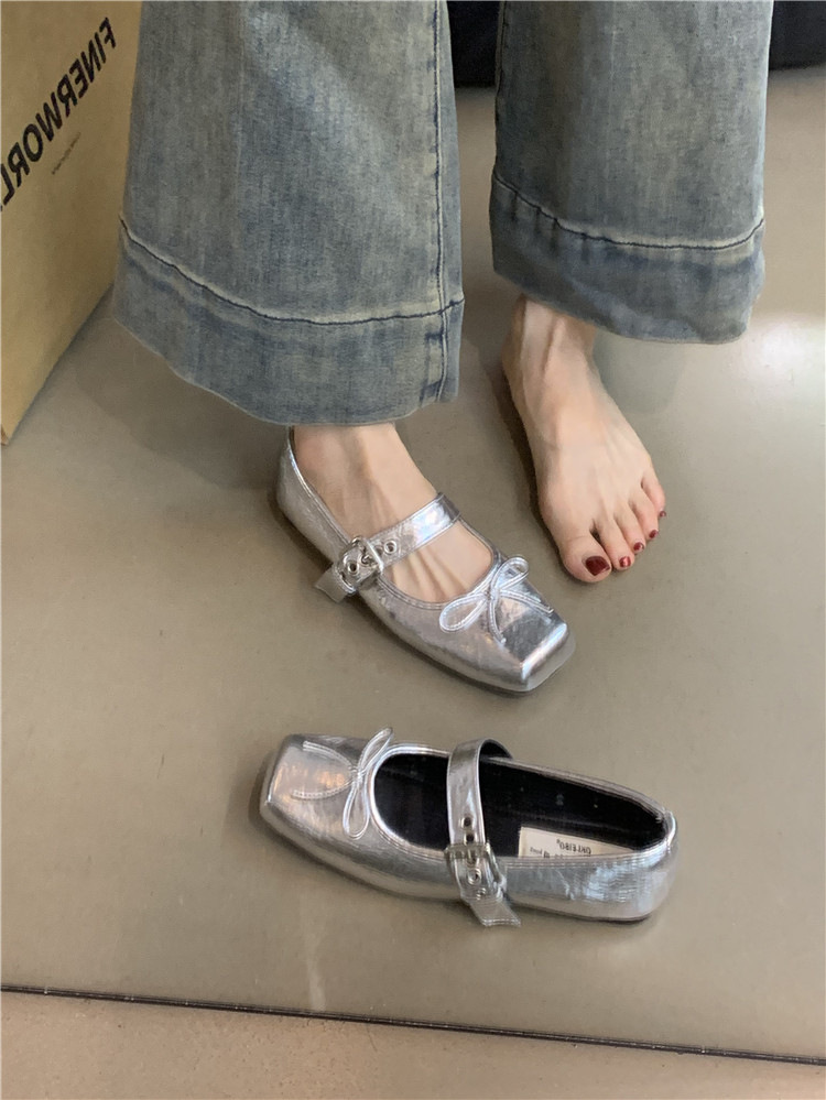 Free shipping designer women's casual shoes new flat bottomed bow ballet shoes silver belt buckle Mary Zhen shoes multi colored 36-42