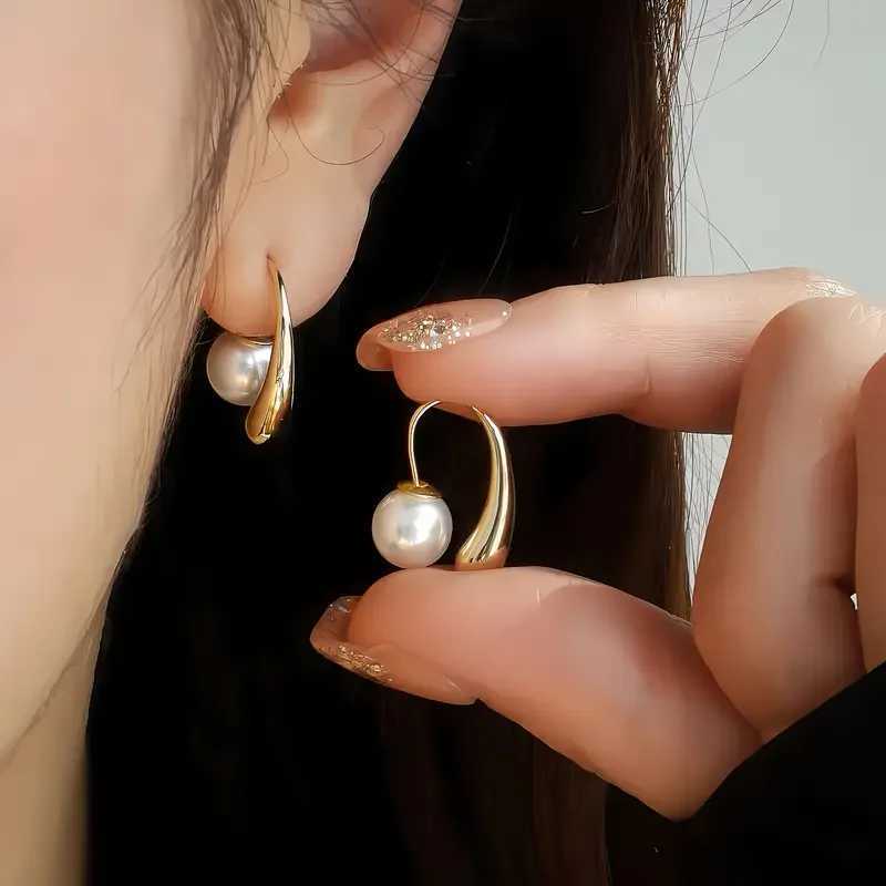 2pcs Hypoallergenic Stainless Steel imitation pearl design Stud Earrings G251216