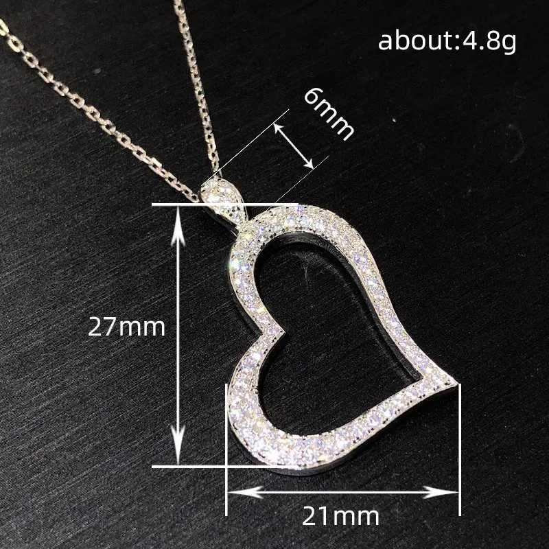 Huitan Heart ShAPed Women Pendant Necklace Aesthetic Wedding Engagement TrenDY AccESSories with Shiny CZ Party Jewelry M251216