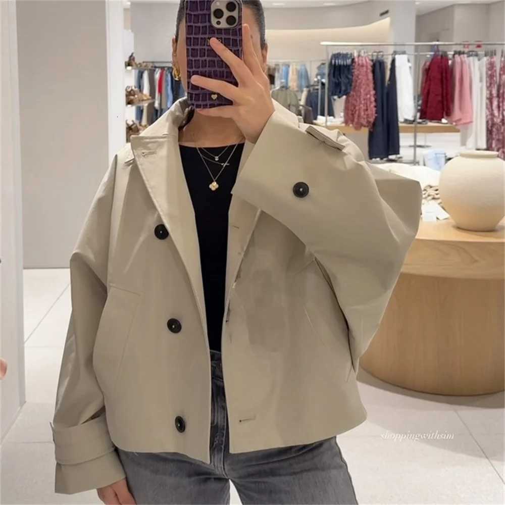 2025 new womens clothing European and American style fashionable design sense lapel bat style short windbreakerT251216