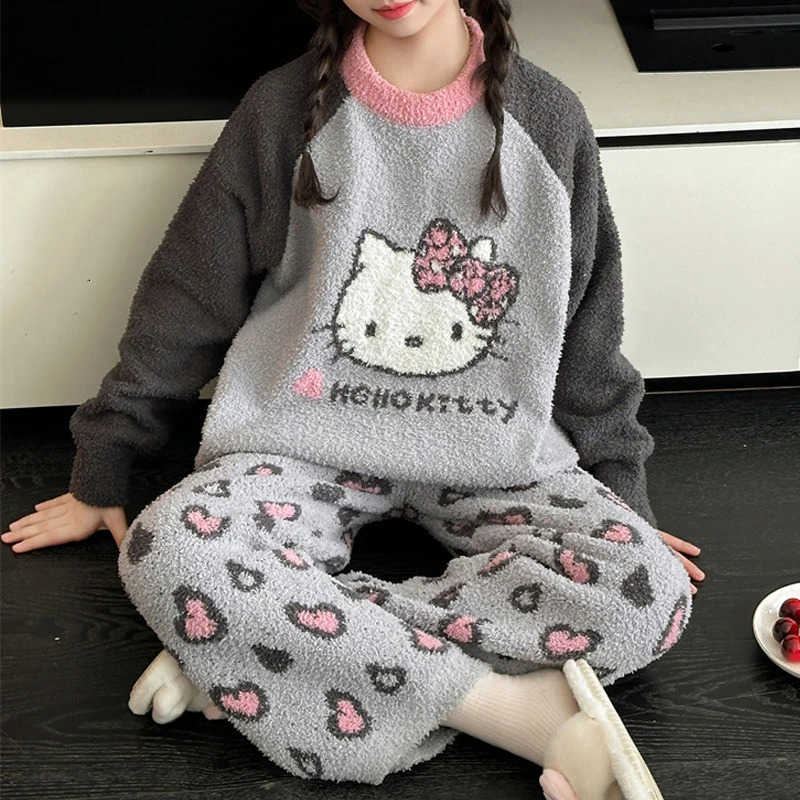 Sanrio Girl Hello Kittys Child Pajamas Suit Autumn Winter New Coral Fleece Lounge Clothes Kawaii Childrens Clothing Coat for Kids H251216