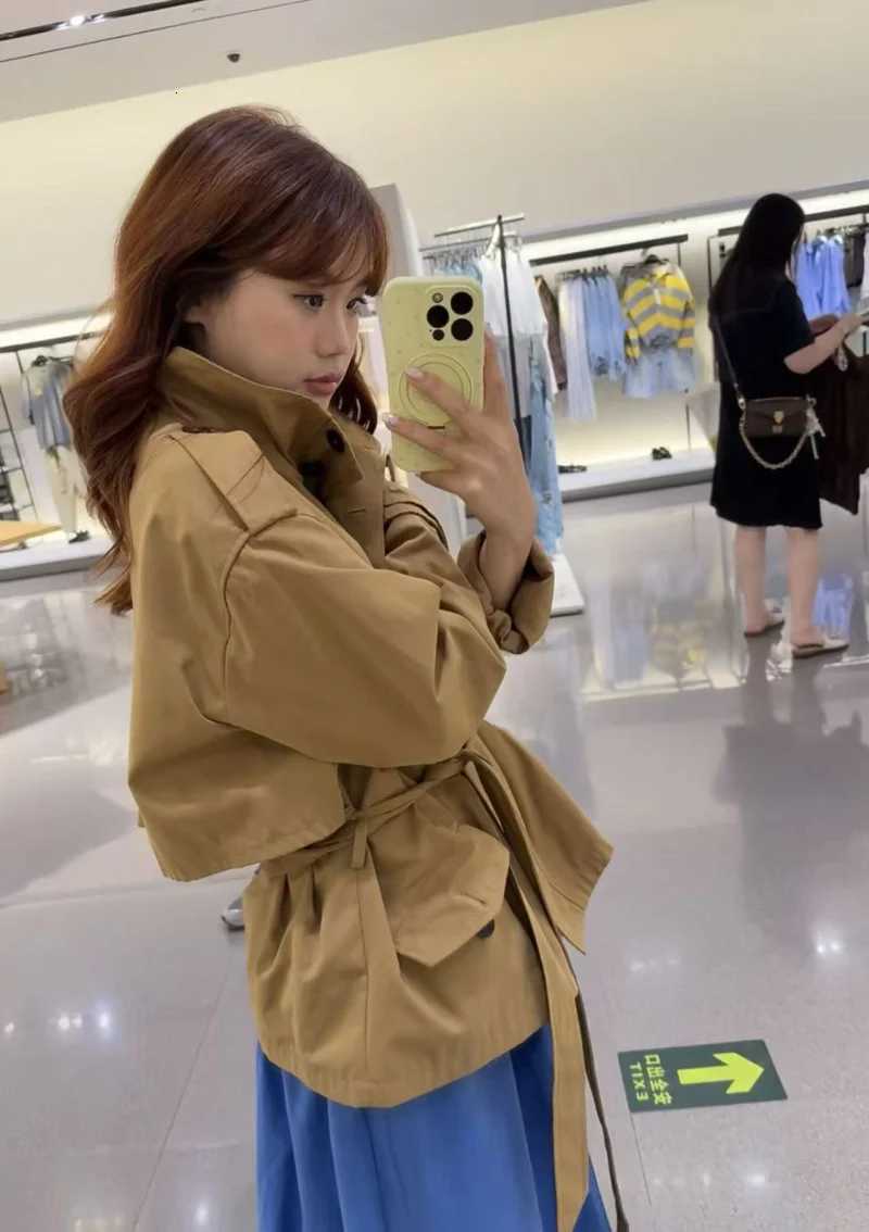 ETJ 2025 Fall New womens street fashion workwear style big pocket decoration high neck belt trench coatT251216