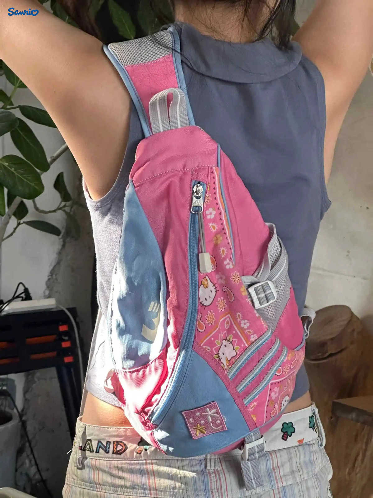 Sanrio Hello Kitty Y2K Vintage Single Shoulder Backpack Fashion Casual Versatile Slant Backpack Sports Style Cute Sweet Girl Bag H251216